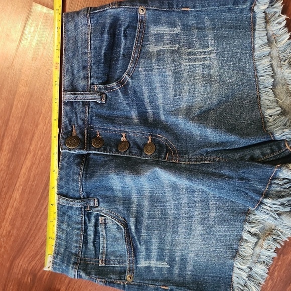 CP Shorts Womens Size 9 Denim Jean Distressed Burton Up Juniors Fray Cut Off - Picture 7 of 9